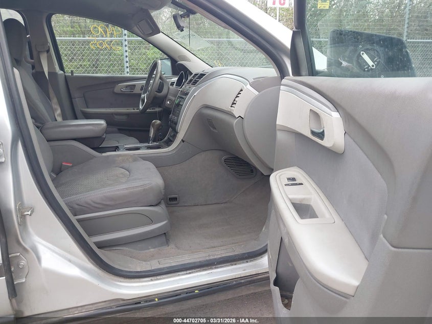 2012 Chevrolet Traverse Ls