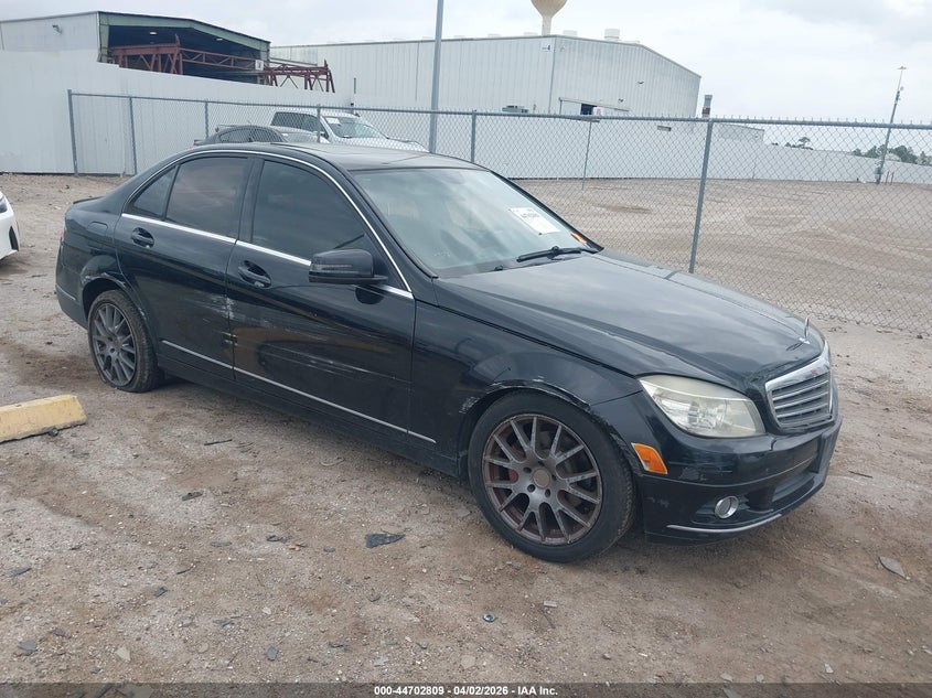 2011 Mercedes-Benz C 300 Luxury 4Matic