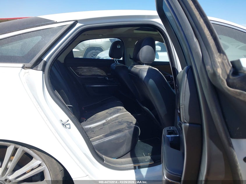 2012 JAGUAR XJ auction photo 8