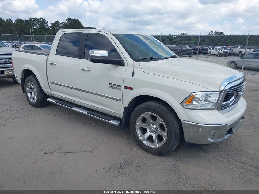 2017 Ram 1500 Laramie 4X4 5'7 Box