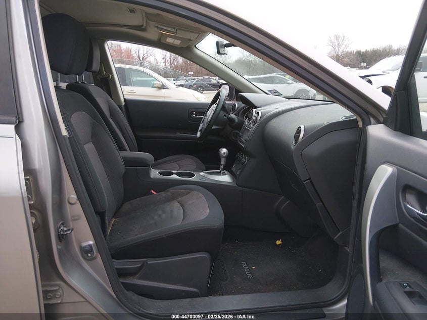 2013 Nissan Rogue Sv