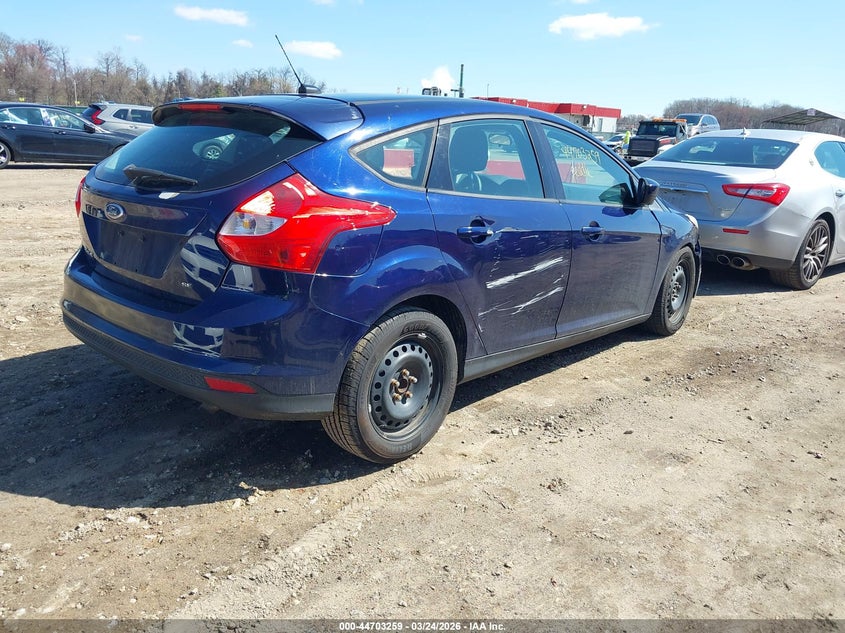 2012 Ford Focus 2.0 Se blue Lot 111044703259 Vin 1FAHP3K28CL109555
