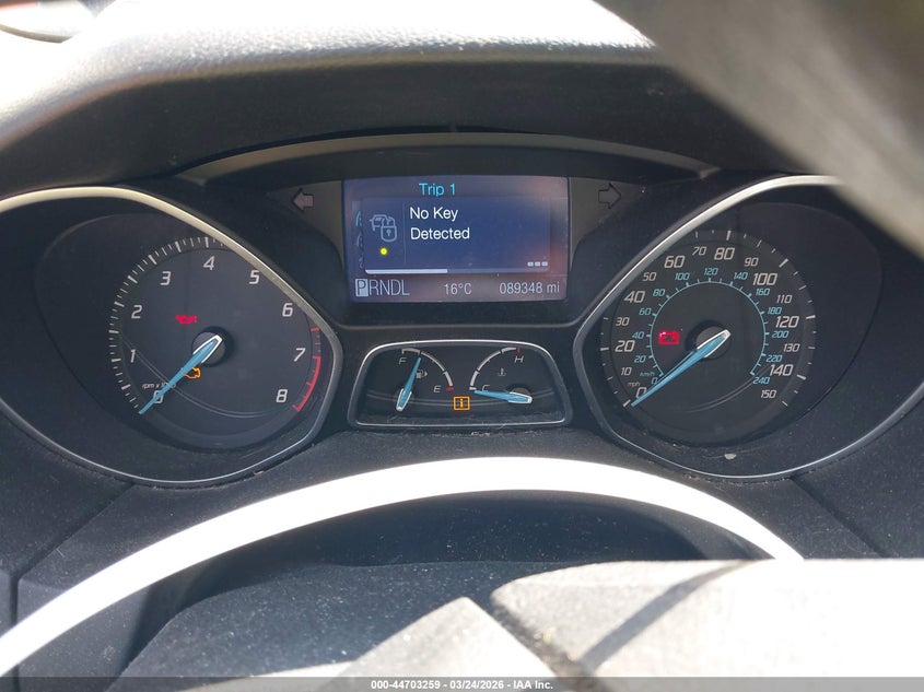 1FAHP3K28CL109555 2012 Ford Focus 2.0 Se blue