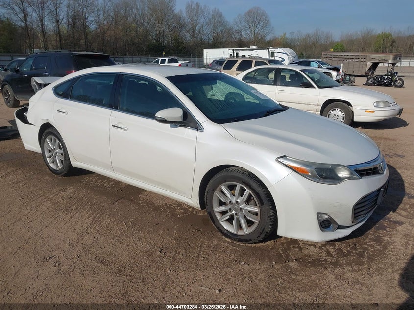 2014 Toyota Avalon Xle