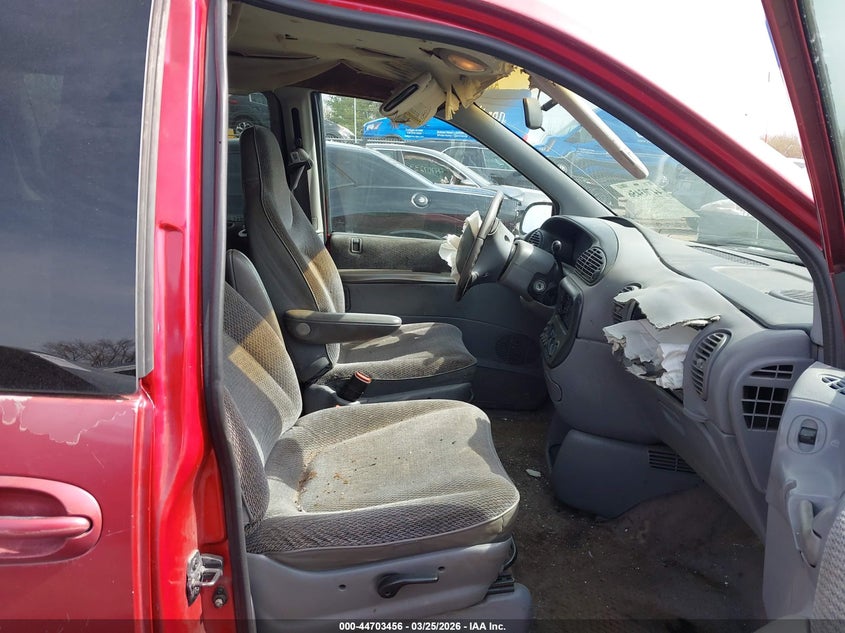 1997 Dodge Grand Caravan Se