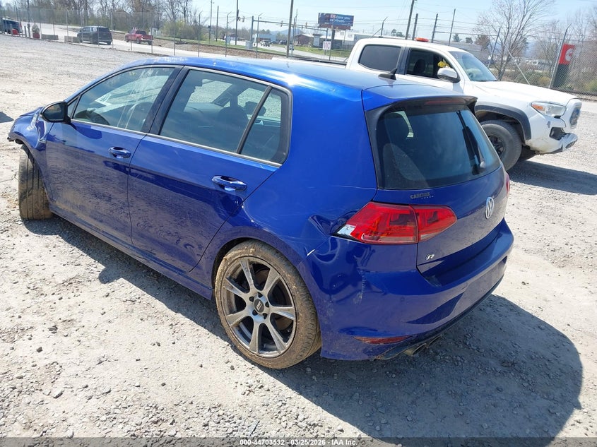 2015 Volkswagen Golf R 4-Door