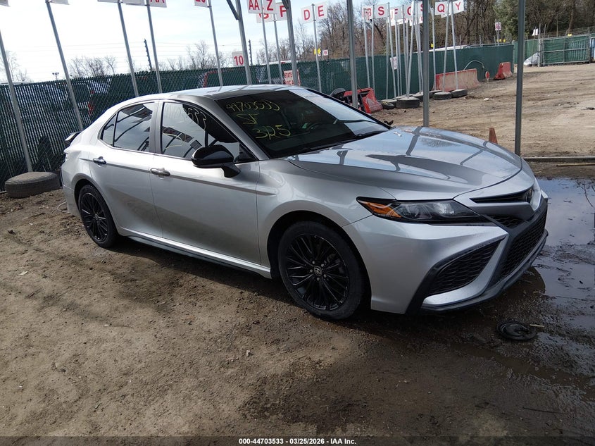 2021 TOYOTA CAMRY SE NIGHTSHADE EDITION AWD