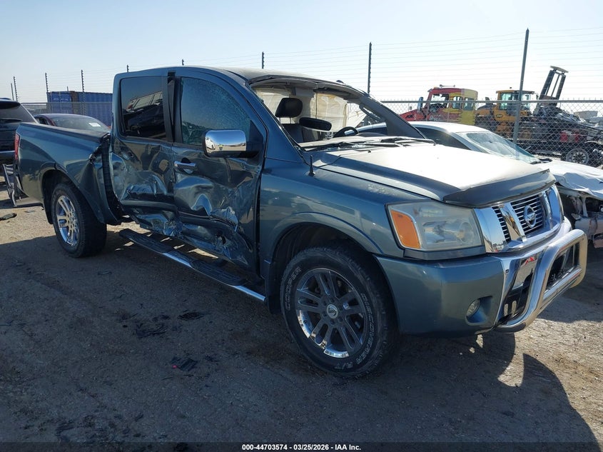 2011 Nissan Titan Sl