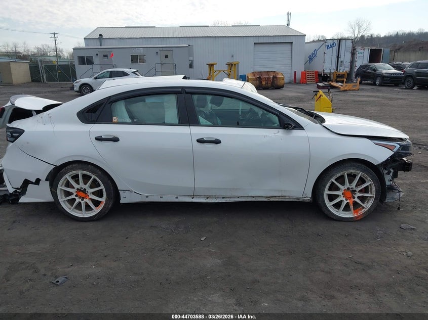 VIN 3KPF44AC5PE538158 2023 KIA FORTE GT MANUAL
