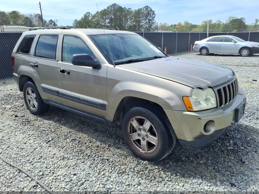 2005 Jeep Grand Cherokee Laredo