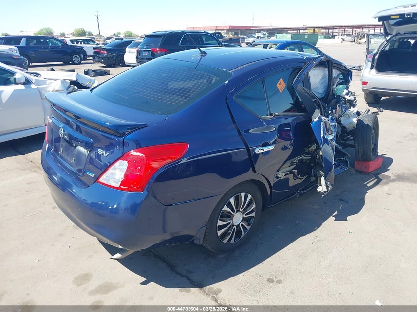 2014 Nissan Versa 1.6 Sv