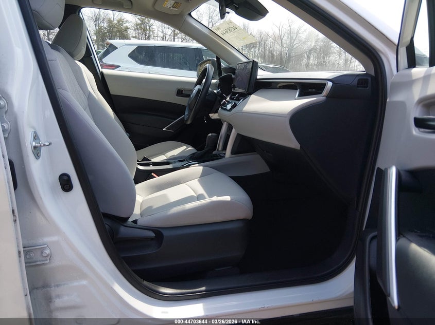 VIN 7MUAAAAG2PV057364 2023 TOYOTA COROLLA CROSS L