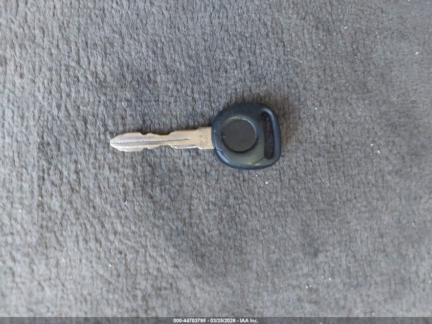 2003 Cadillac Deville Standard VIN: 1G6KD54Y53U277530 Lot: 44703798