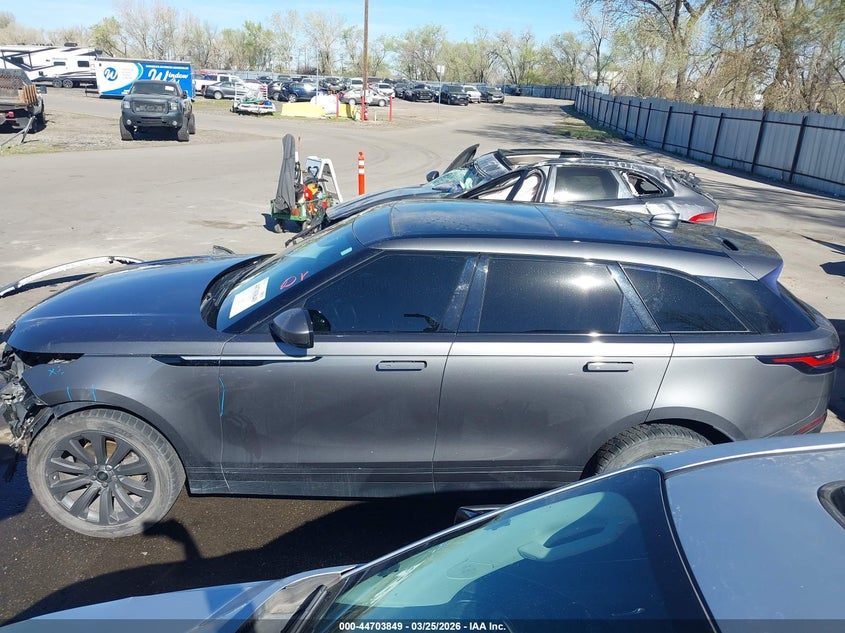 2018 Land Rover Range Rover Velar P250 S VIN: SALYB2RX9JA728493 Lot: 44703849