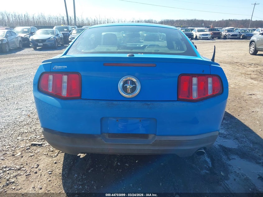 2010 Ford Mustang V6/V6 Premium VIN: 1ZVBP8AN6A5165341 Lot: 44703899
