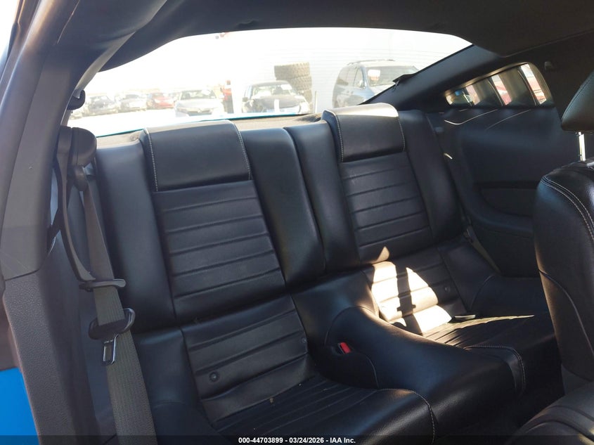 2010 Ford Mustang V6/V6 Premium VIN: 1ZVBP8AN6A5165341 Lot: 44703899