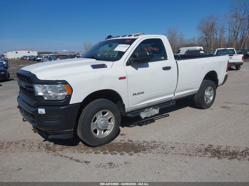 Vin: 3c6mr5aj7ng124630, lot: 45201091, ram 2500 tradesman  4x4 8' box 20222