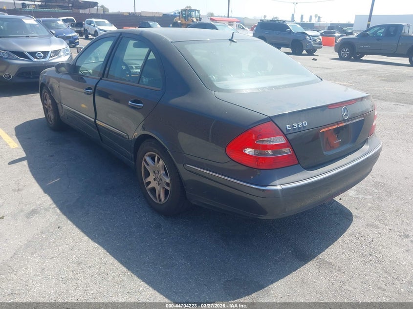 2004 Mercedes-Benz E 320