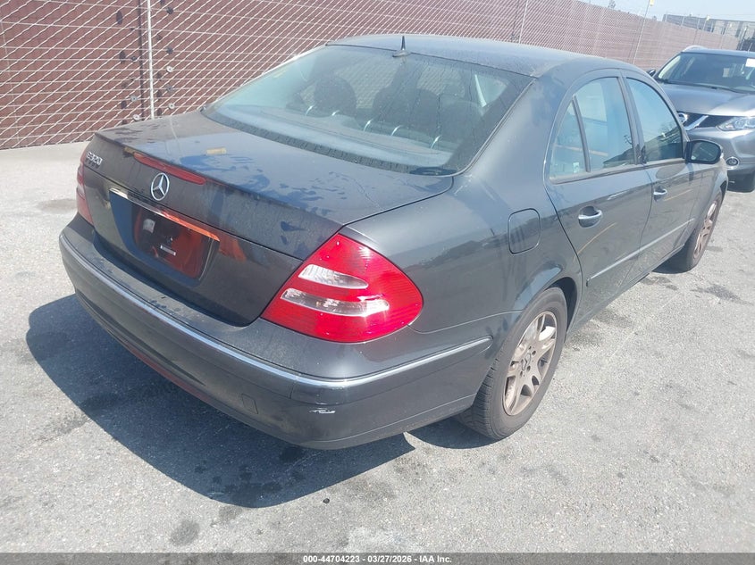 2004 Mercedes-Benz E 320