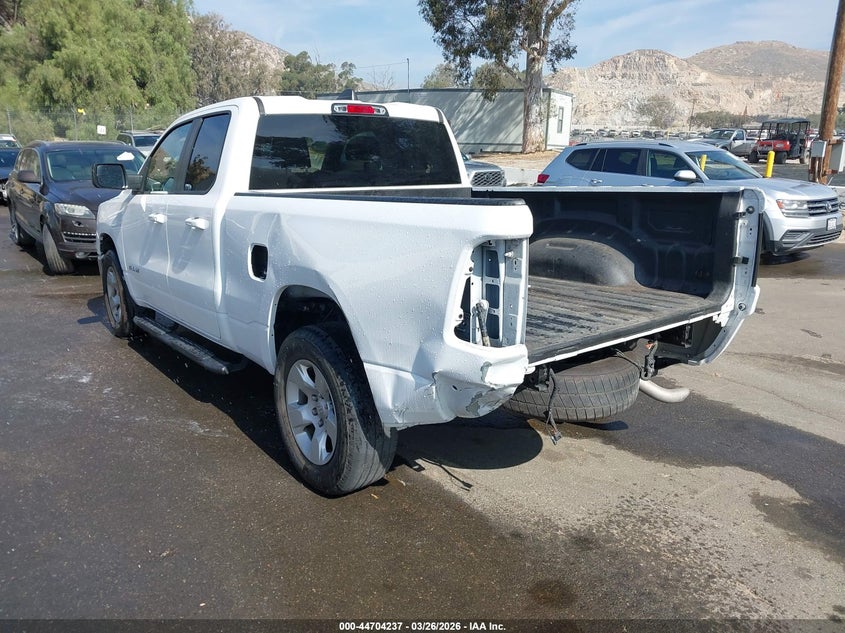 2022 Ram 1500 Big Horn 4X4 6'4 Box