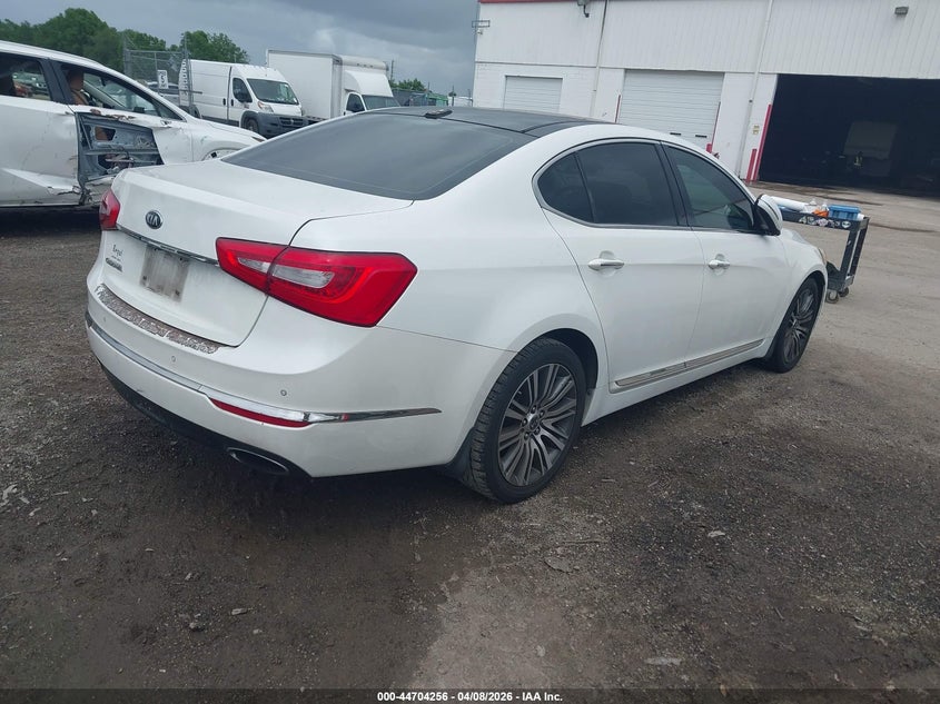 2014 Kia Cadenza Premium