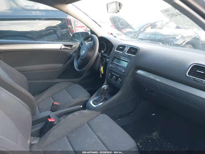 2012 Volkswagen Golf 2.5L 2-Door