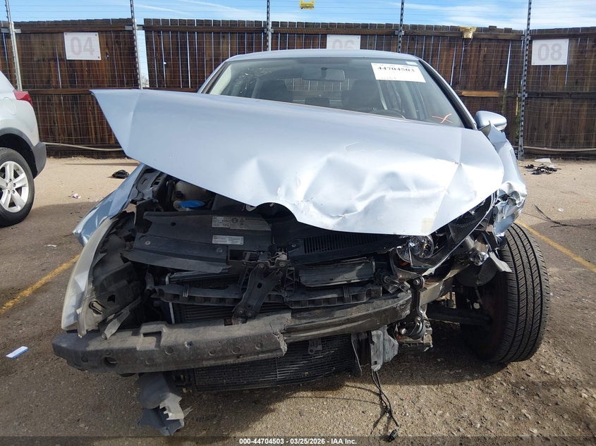 2011 Volkswagen Golf 2.5L 4-Door VIN: WVWDA7AJ7BW250947 Lot: 44704503