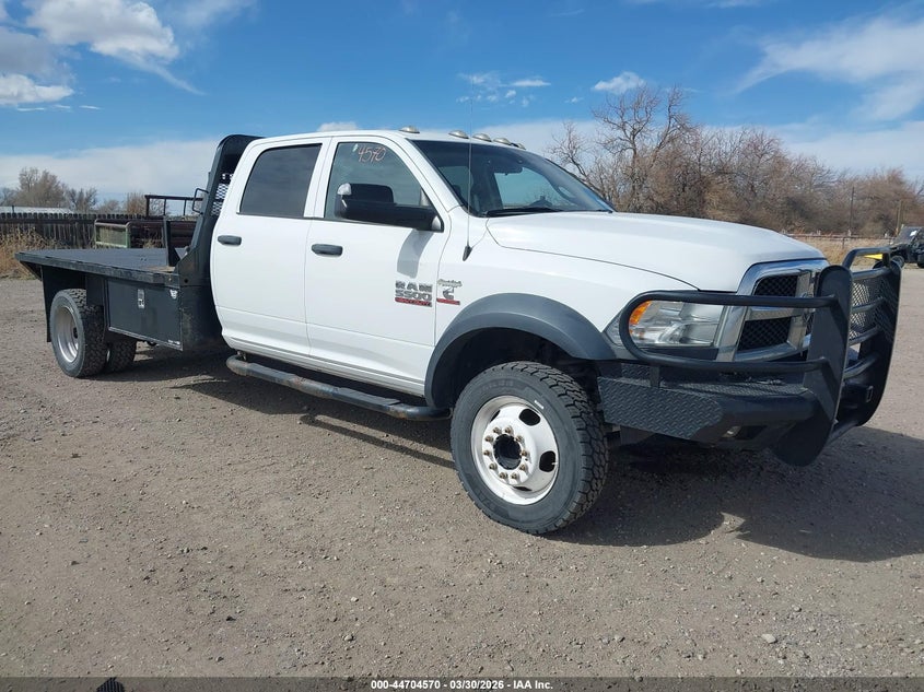 3C7WRNFL2HG782570 2017 Ram Ram 5500 Chassis Tradesman/Slt/Laramie Unknown