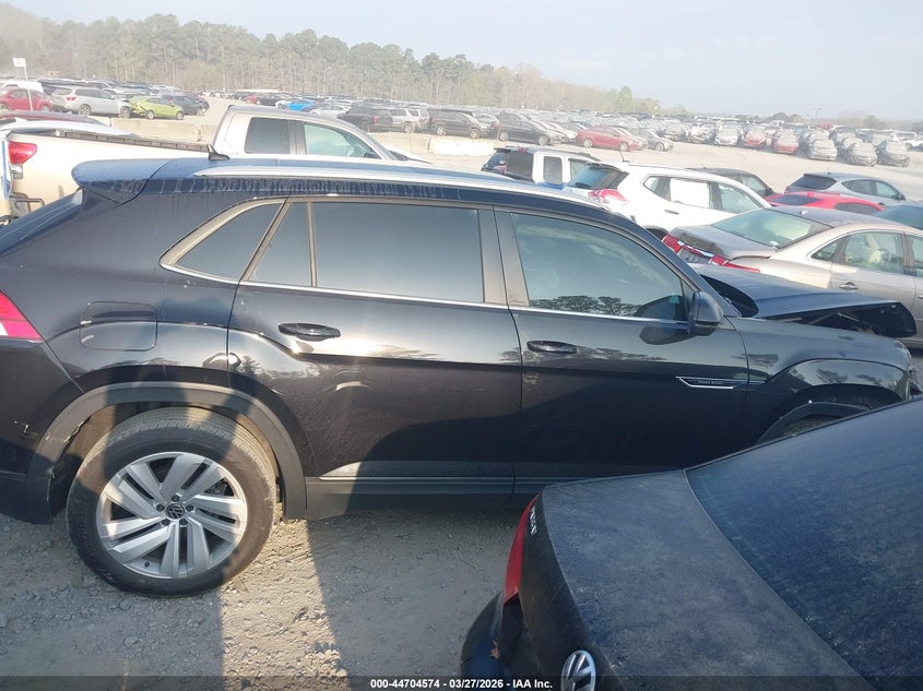 2022 Volkswagen Atlas Cross Sport 3.6L V6 Se W/Technology VIN: 1V2JE2CA7NC216180 Lot: 44704574