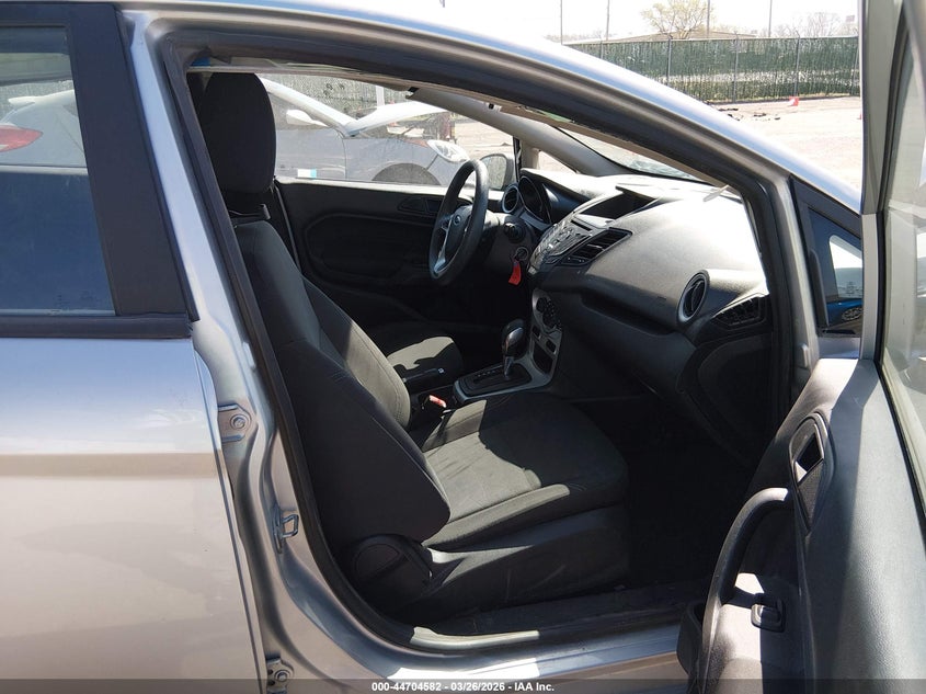 2018 FORD FIESTA auction photo 5