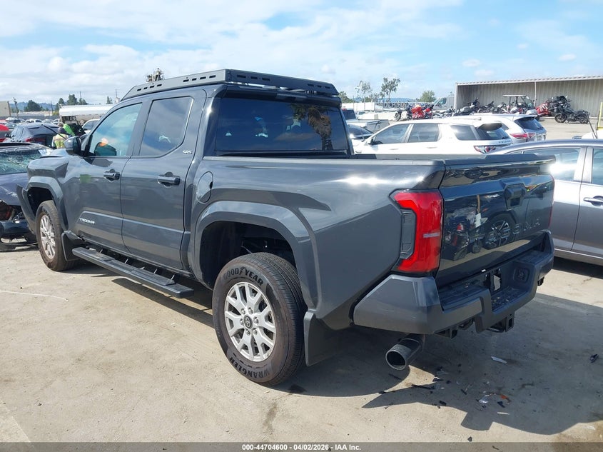 VIN 3TMKB5FN2SM045427 2025 TOYOTA TACOMA SR5