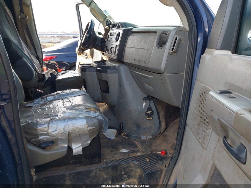 2010 FORD E-250 auction photo 5