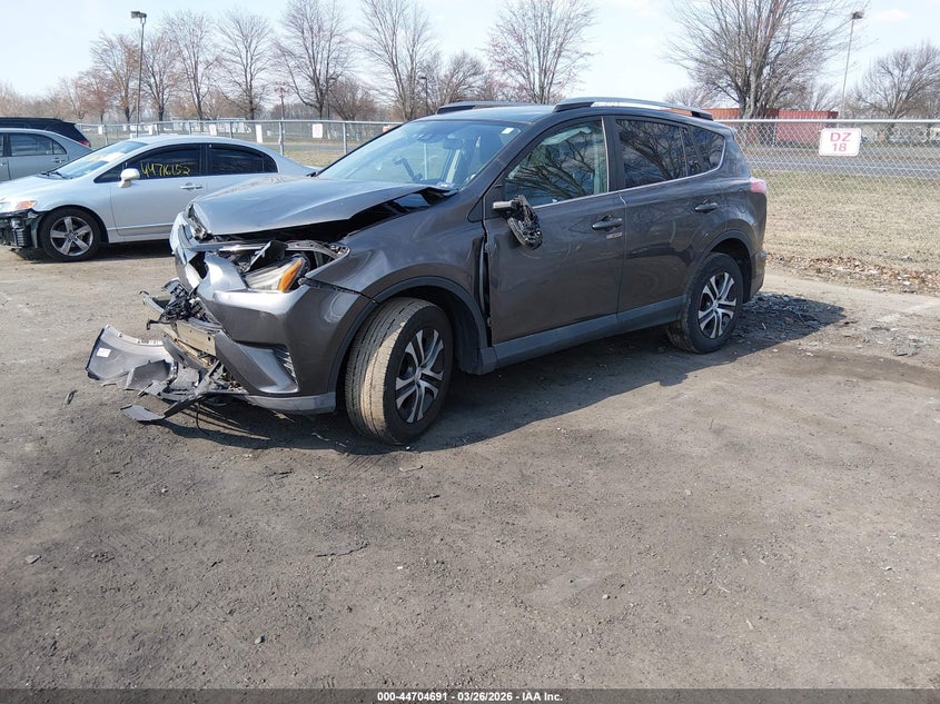 VIN 2T3BFREV2HW598129 2017 TOYOTA RAV4 LE