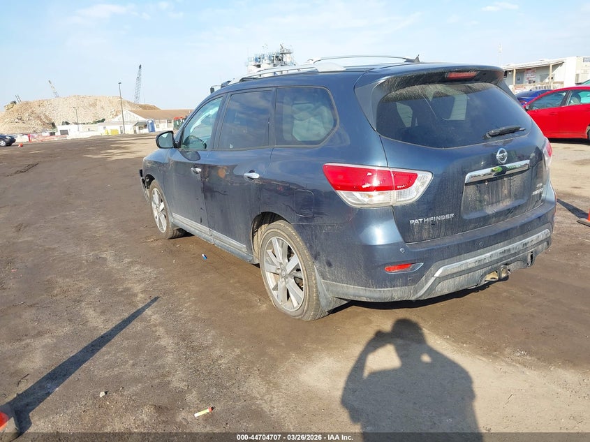 2013 Nissan Pathfinder Platinum