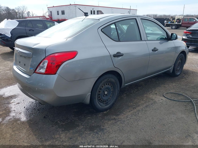 2014 Nissan Versa 1.6 S