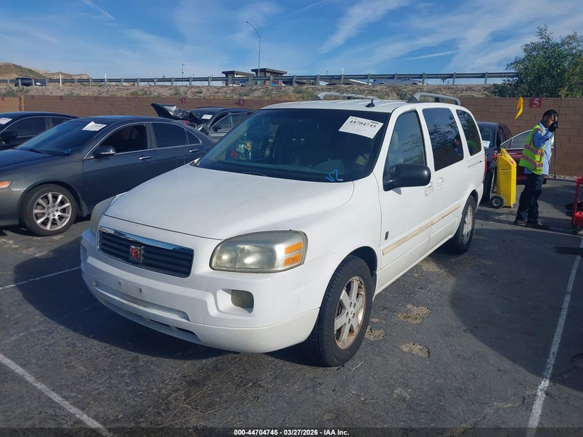 2005 Saturn Relay Fwd