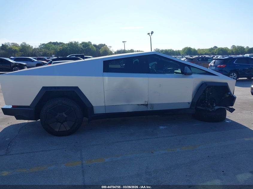 2024 Tesla Cybertruck All-Wheel Drive VIN: 7G2CEHED6RA010503 Lot: 44704755