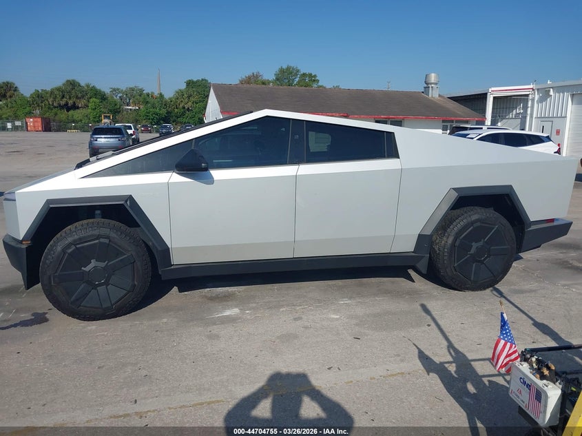 2024 Tesla Cybertruck All-Wheel Drive VIN: 7G2CEHED6RA010503 Lot: 44704755