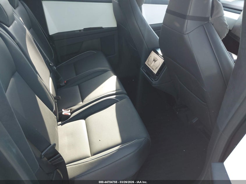 2024 Tesla Cybertruck All-Wheel Drive VIN: 7G2CEHED6RA010503 Lot: 44704755