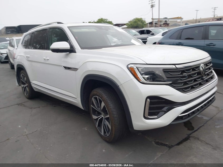 2024 VOLKSWAGEN ATLAS  (VIN: 1V2FR2CA4RC569590)