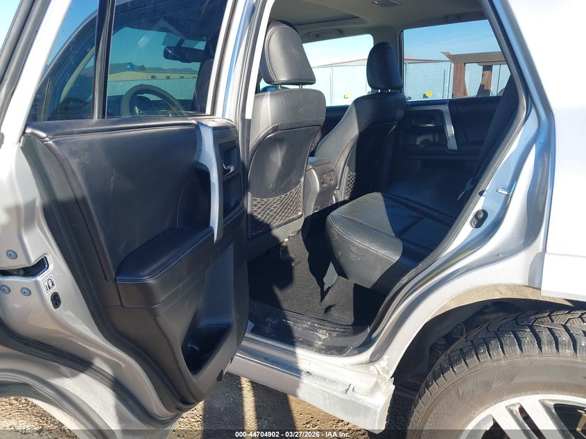 2016 TOYOTA 4RUNNER auction photo 8