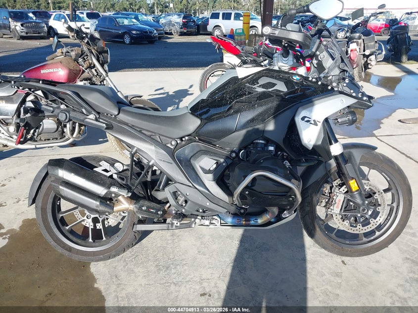 2025 BMW R 1300 Gs VIN: WB10M2304S6L21158 Lot: 44704913