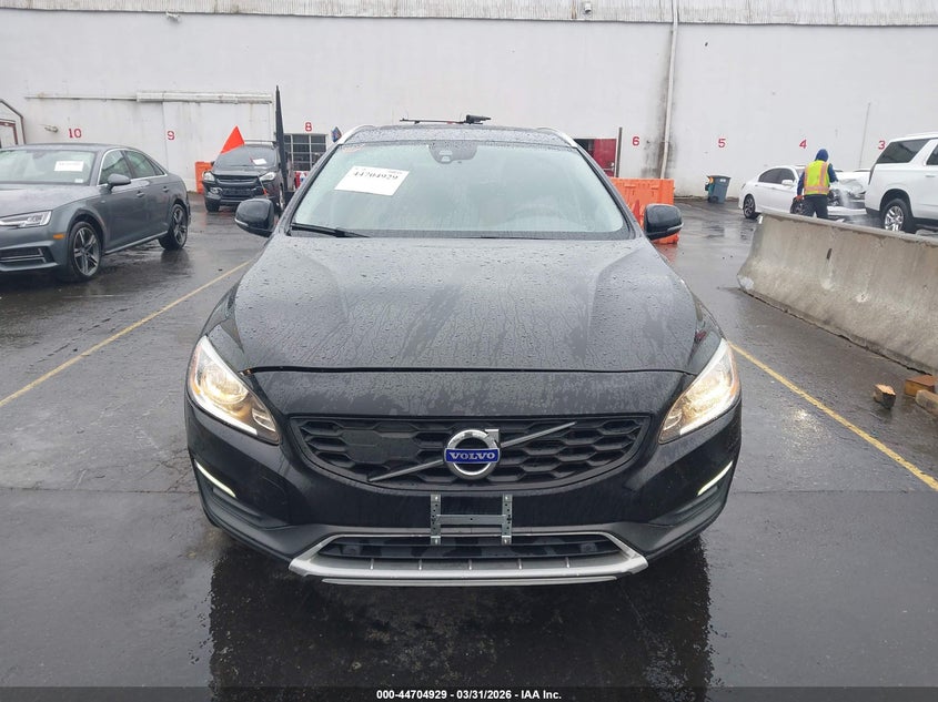 2018 Volvo V60 Cross Country T5 VIN: YV440MWK7J2054092 Lot: 44704929