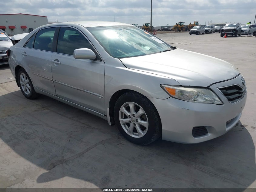 2011 Toyota Camry Le