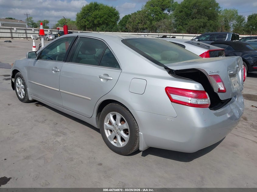 2011 Toyota Camry Le