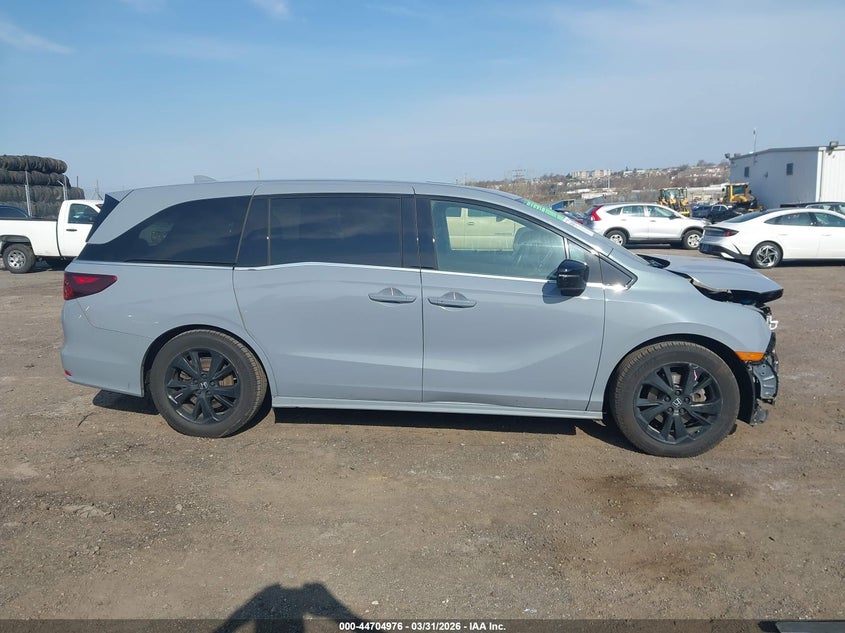 VIN 5FNRL6H78PB068769 2023 HONDA ODYSSEY SPORT