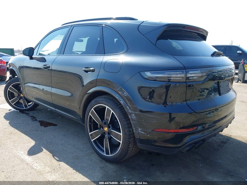 2023 Porsche Cayenne E-Hybrid Turbo S