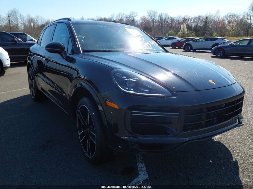 2023 Porsche Cayenne E-Hybrid Turbo S