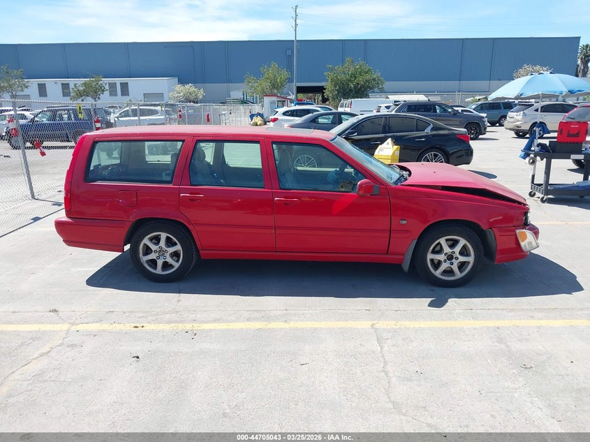 2000 Volvo V70 Se VIN: YV1LW61J1Y2657762 Lot: 44705043