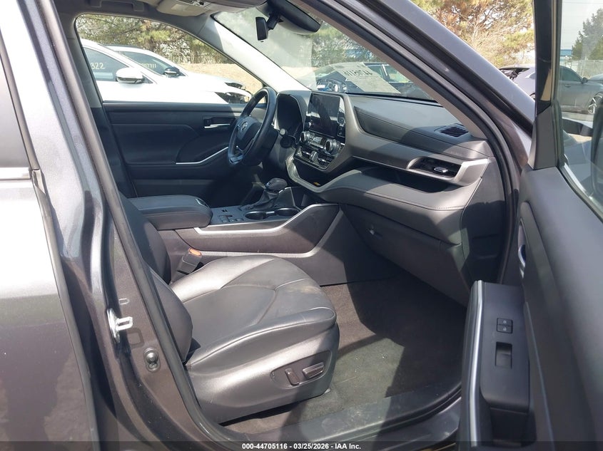 2024 Toyota Highlander Xle